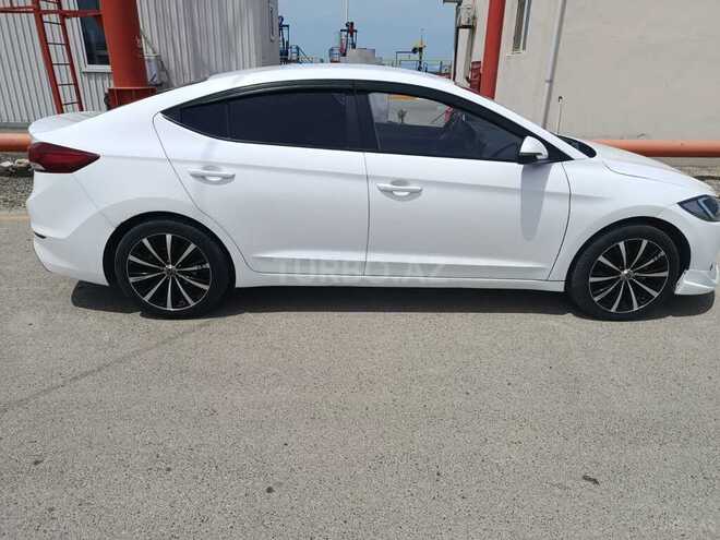 Hyundai Avante 2016, 202,300 km - 1.6 l - Bakı