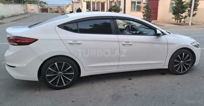 Hyundai Avante 2016, 202,300 km - 1.6 l - Bakı