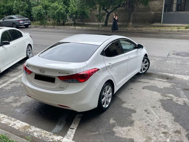 Hyundai Elantra 2012, 180,000 km - 1.8 l - Bakı