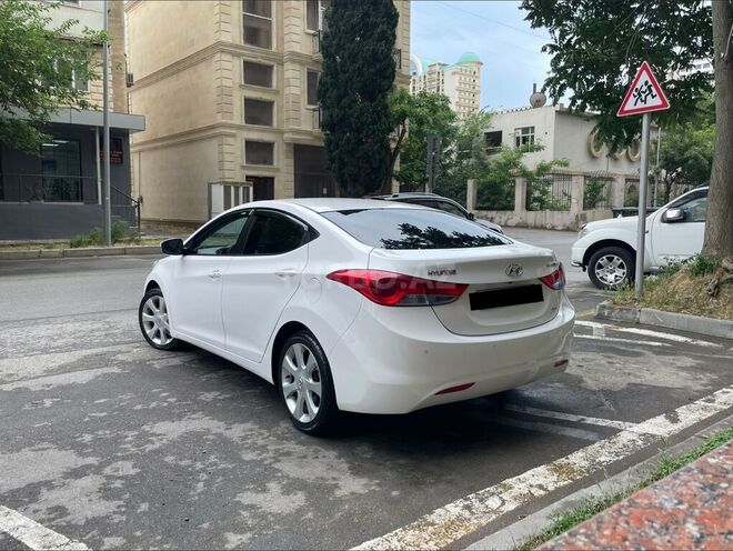 Hyundai Elantra 2012, 180,000 km - 1.8 l - Bakı