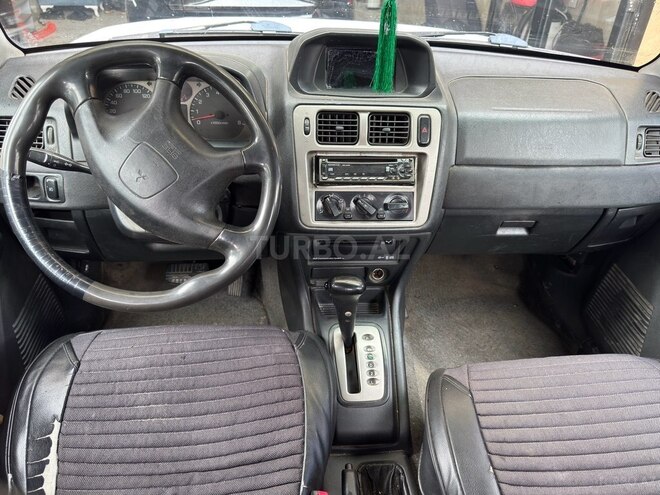 Mitsubishi Pajero io 2000, 253,500 km - 1.8 л - Bakı