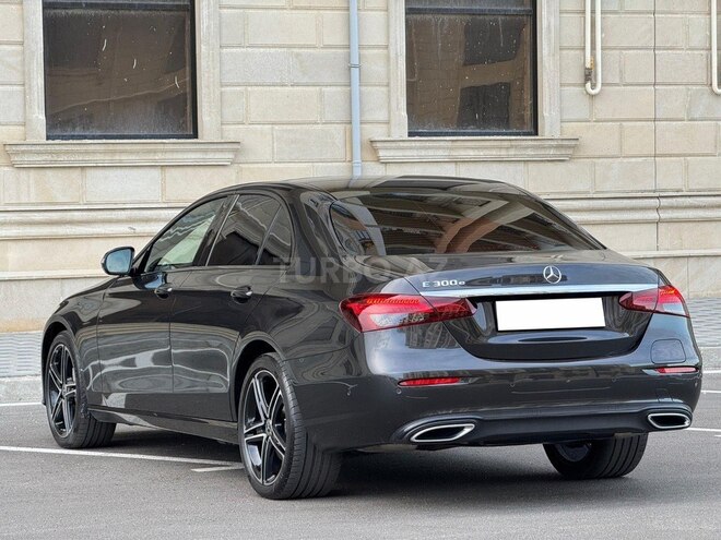 Mercedes E 300 e 2022, 80,000 km - 2.0 l - Bakı