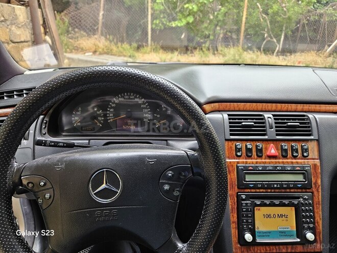 Mercedes E 320 2000, 525,000 km - 3.2 l - Bakı