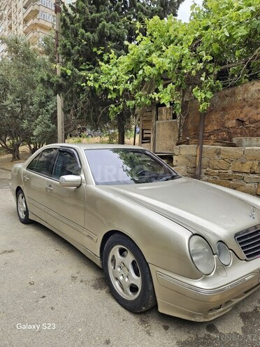 Mercedes E 320 2000, 525,000 km - 3.2 l - Bakı