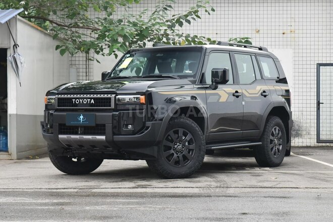 Toyota Land Cruiser Prado-3