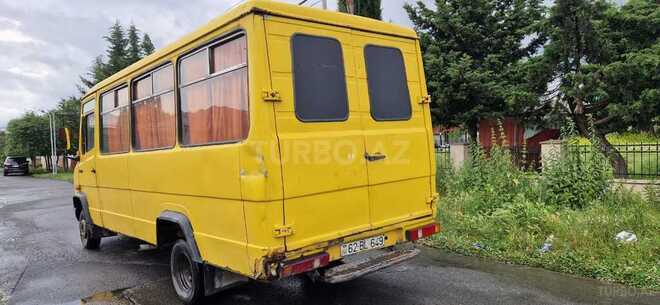 Mercedes 508 1989, 250,000 km - 2.9 l - Zaqatala