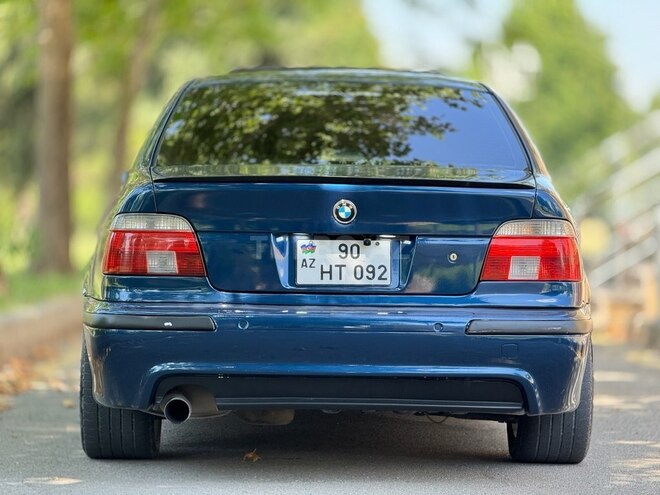 BMW 530 2001, 220,000 km - 3.0 l - Bakı