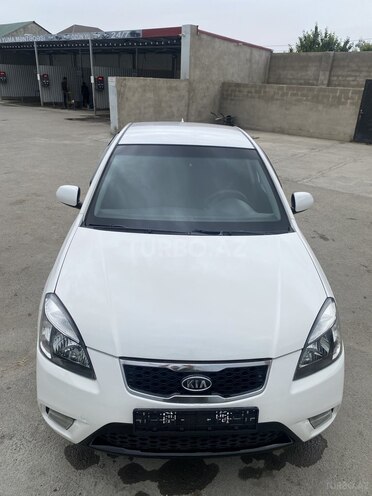 Kia Rio 2011, 284,000 km - 1.4 л - Bakı