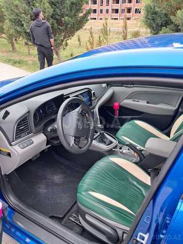 Hyundai Elantra 2017, 123,500 km - 2.0 l - Bakı