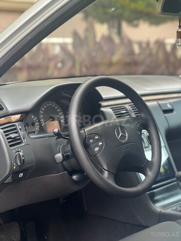 Mercedes E 270 2001, 350,000 km - 2.7 l - Bakı