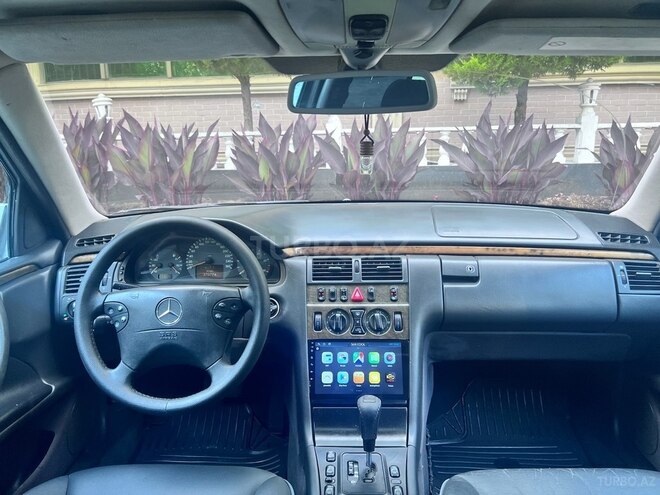 Mercedes E 270 2001, 350,000 km - 2.7 l - Bakı