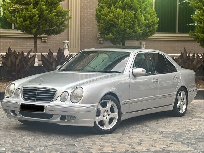 Mercedes E 270 2001, 350,000 km - 2.7 l - Bakı
