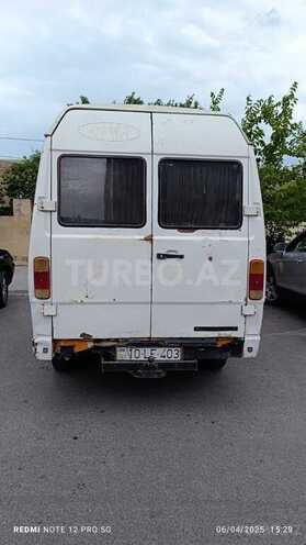 Mercedes 208 D 1989, 400,000 km - 2.3 л - Siyəzən