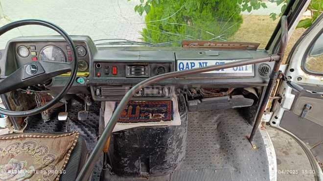 Mercedes 208 D 1989, 400,000 km - 2.3 л - Siyəzən