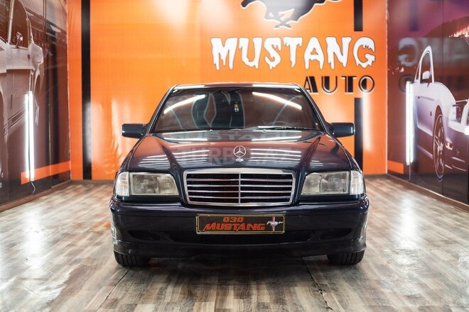 Mercedes C 240-6