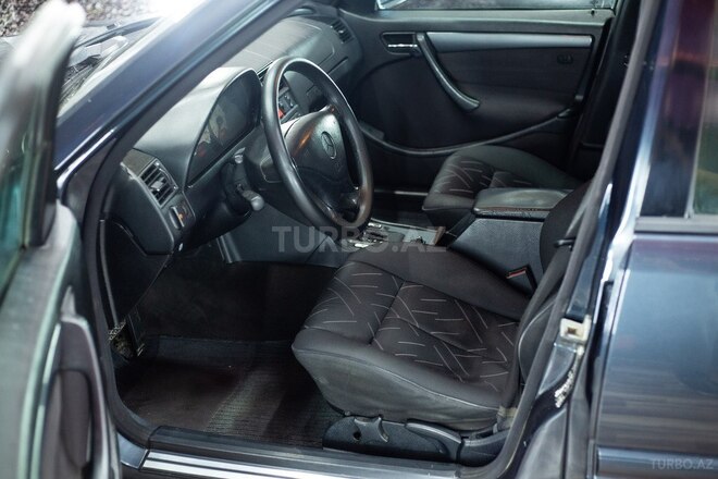 Mercedes C 240-12