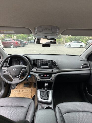 Hyundai Avante 2015, 140,000 km - 1.6 l - Bakı