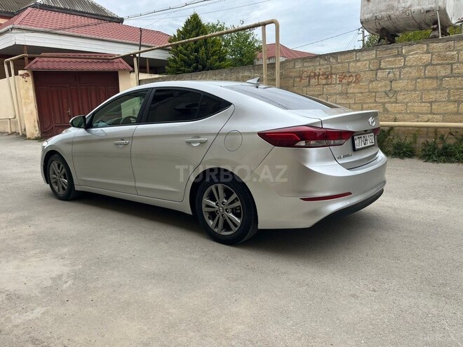 Hyundai Elantra 2017, 157,716 km - 2.0 л - Bakı