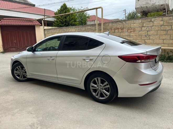 Hyundai Elantra 2017, 157,716 km - 2.0 л - Bakı