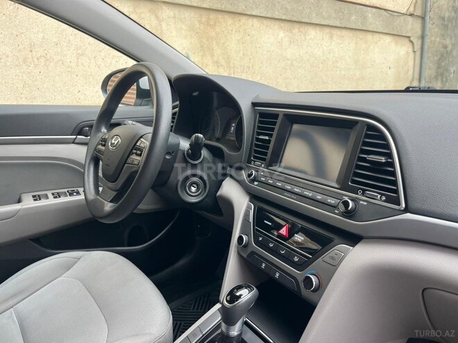 Hyundai Elantra 2017, 157,716 km - 2.0 л - Bakı