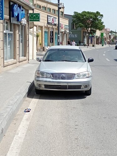 Nissan Sunny 2004, 400,000 km - 1.3 л - Bakı