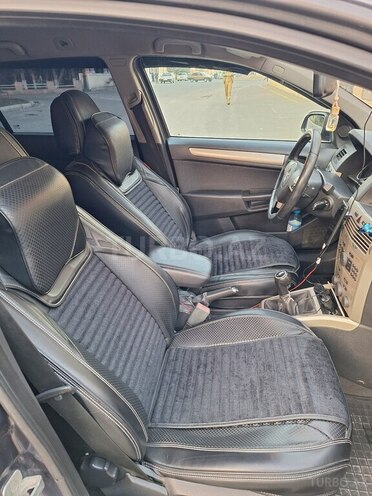 Opel Astra 2007, 252,000 km - 1.4 l - Ucar