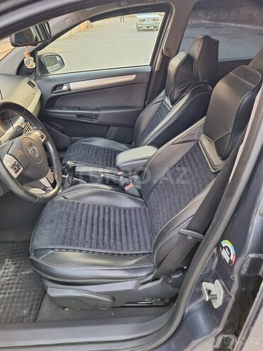Opel Astra 2007, 252,000 km - 1.4 l - Ucar