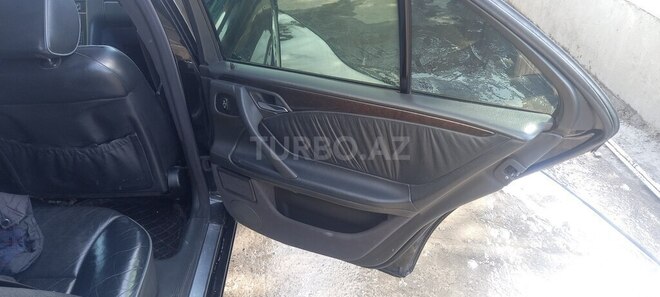 Mercedes E 230 2000, 300,000 km - 2.3 l - Bakı