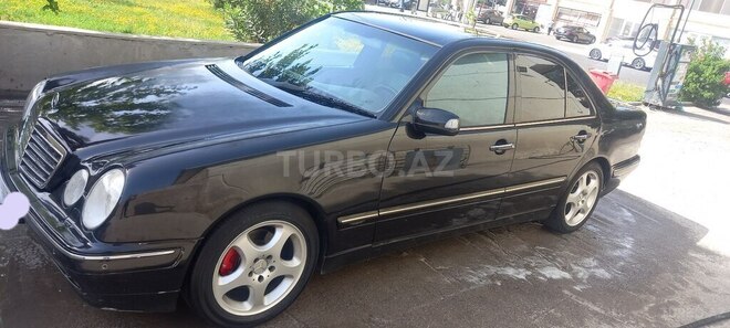 Mercedes E 230 2000, 300,000 km - 2.3 l - Bakı