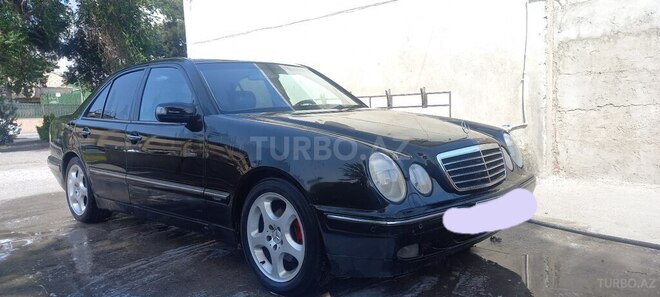 Mercedes E 230 2000, 300,000 km - 2.3 l - Bakı