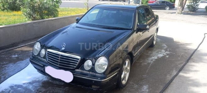 Mercedes E 230 2000, 300,000 km - 2.3 l - Bakı