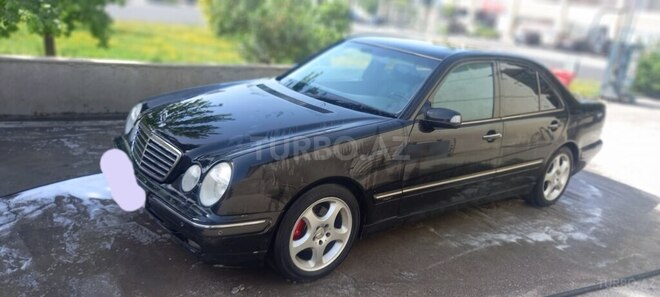 Mercedes E 230 2000, 300,000 km - 2.3 l - Bakı