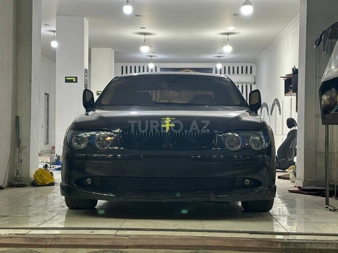 BMW 745-8