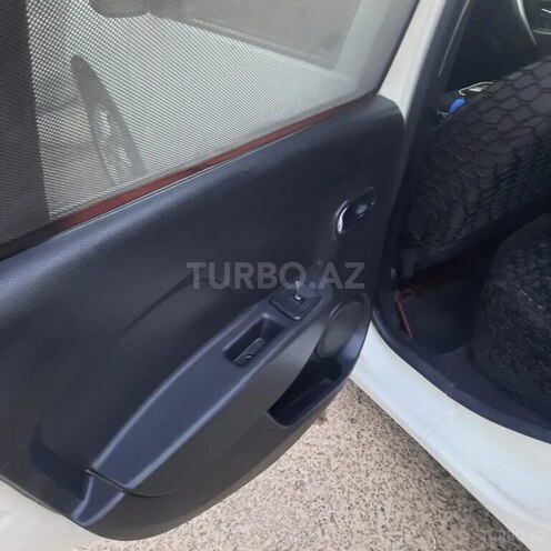 Renault Sandero 2013, 310,000 km - 1.6 l - Bakı