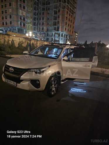 Toyota Fortuner 2018, 210,000 km - 2.7 l - Bakı