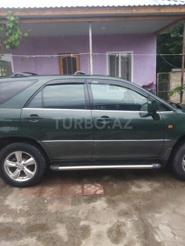 Lexus RX 300 2001, 297,000 km - 3.0 l - Şəki