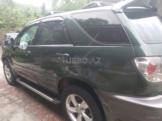 Lexus RX 300 2001, 297,000 km - 3.0 l - Şəki