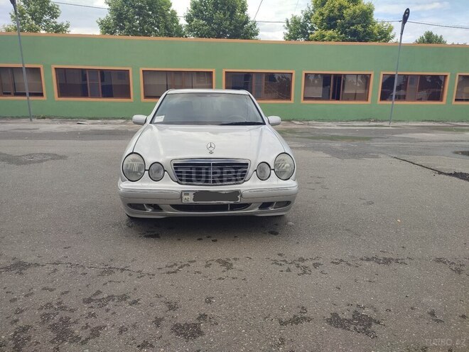 Mercedes E 220 d 1999, 358,000 km - 2.2 l - Bərdə