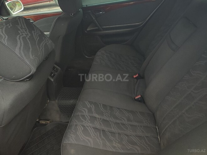 Mercedes E 220 d 1999, 358,000 km - 2.2 l - Bərdə
