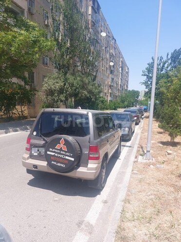 Mitsubishi Pajero io 1999, 280,000 km - 1.8 l - Bakı