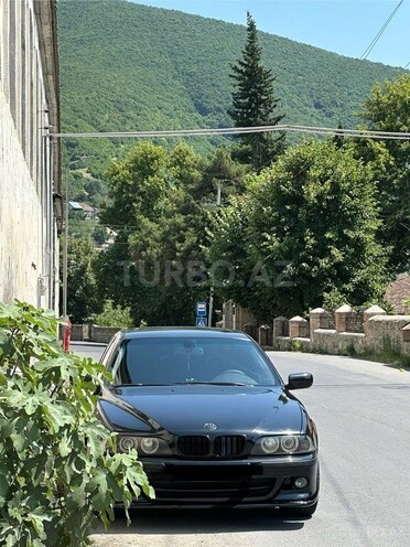 BMW 528 2000, 291,000 km - 2.8 л - Şəki