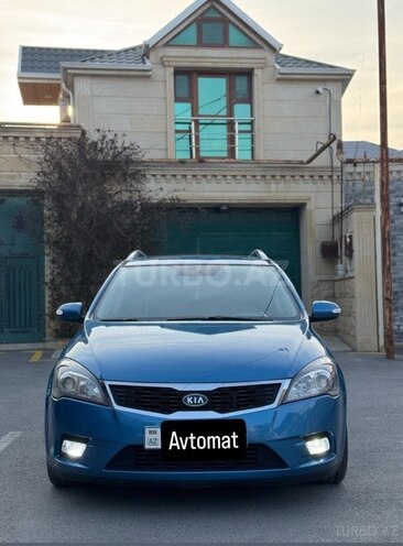 Kia Ceed 2010, 218,621 km - 1.6 л - Bakı