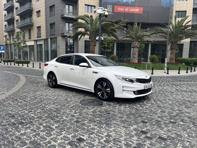 Kia K5-3