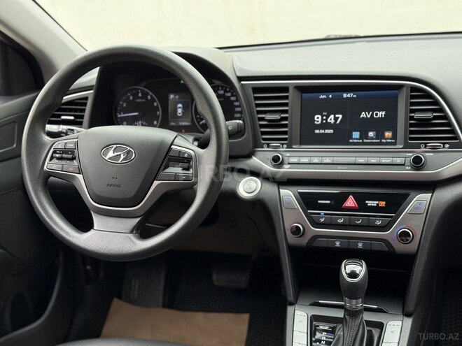 Hyundai Avante 2017, 123,000 km - 1.6 l - Bakı