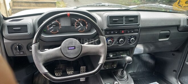 LADA (VAZ) Niva 2024, 6,000 km - 1.7 l - Qəbələ