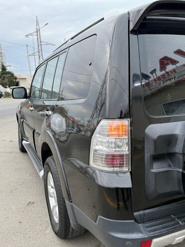 Mitsubishi Pajero 2008, 143,000 km - 3.0 л - Sumqayıt
