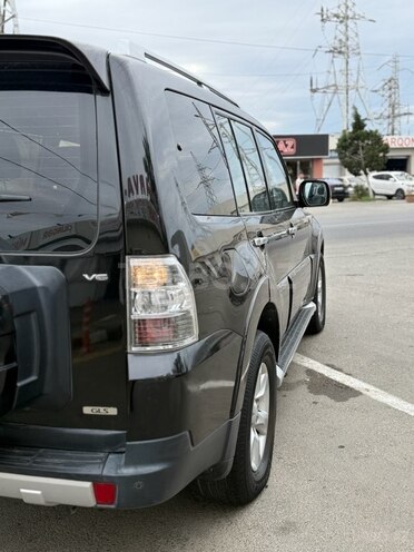 Mitsubishi Pajero 2008, 143,000 km - 3.0 л - Sumqayıt