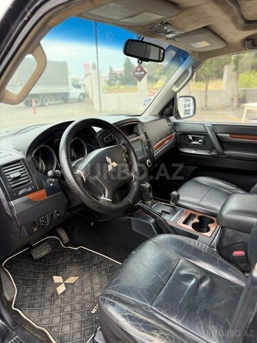 Mitsubishi Pajero 2008, 143,000 km - 3.0 л - Sumqayıt