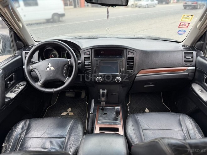 Mitsubishi Pajero 2008, 143,000 km - 3.0 л - Sumqayıt