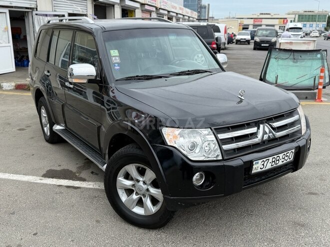 Mitsubishi Pajero 2008, 143,000 km - 3.0 л - Sumqayıt